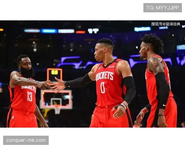 丹尼·格兰杰利用无球跑动提升外线效率显著超越队内其他得分手